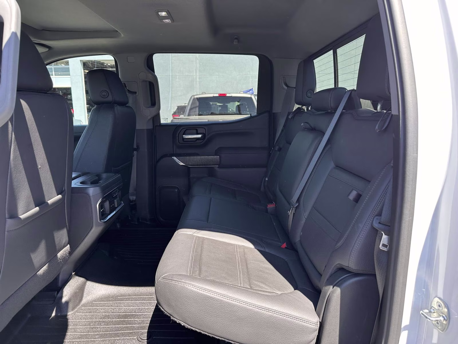 2021 White Frost Tricoat GMC Sierra 1500 4WD Crew Cab 147 Denali 4X4 Truck