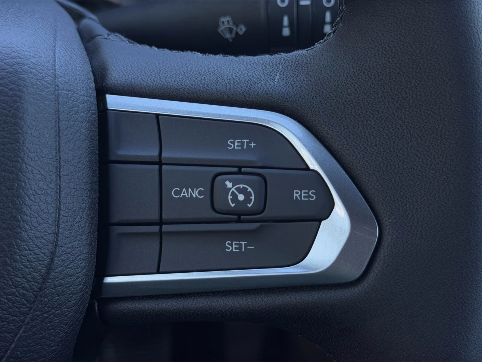 2026 Hydro Blue Pearlcoat Jeep Compass Latitude 4X4 SUV