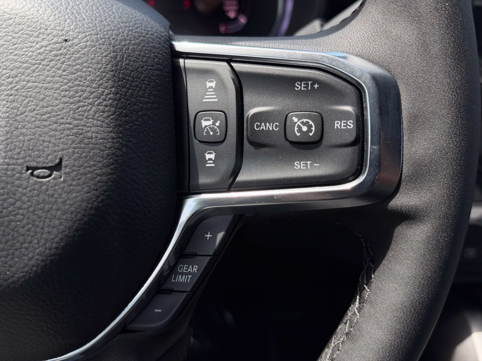 2026 Diamond Black Crystal Pearlcoat Ram 3500 Laramie 4X4 Truck