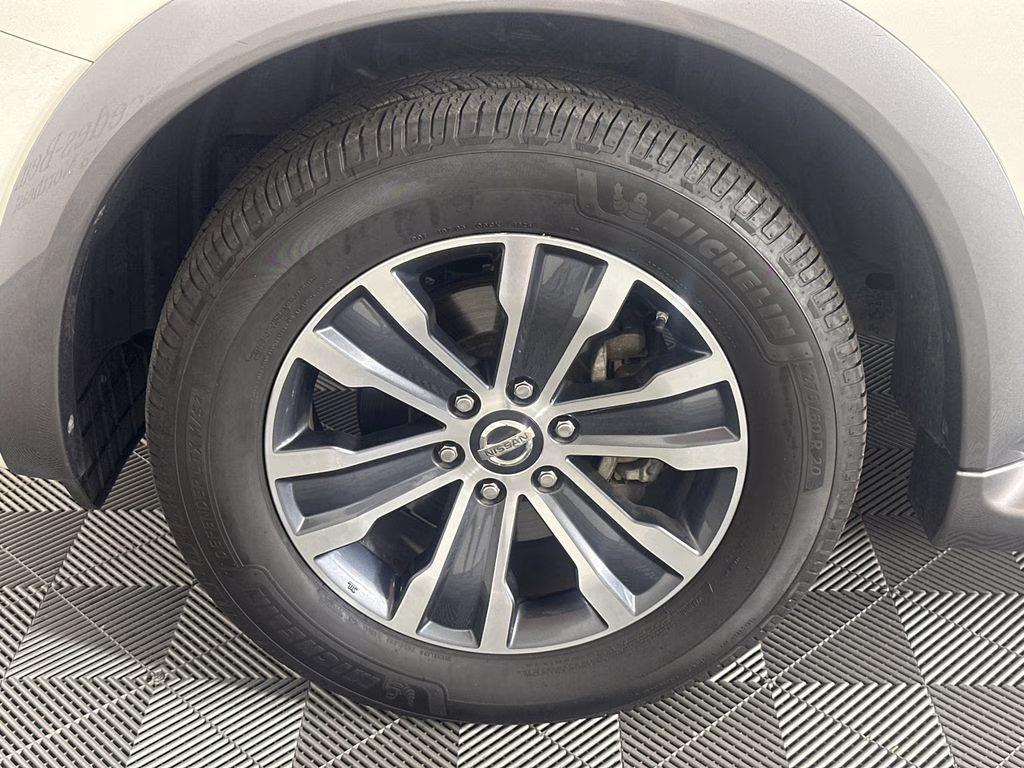 2019 Pearl White Tricoat Nissan Armada SL RWD SUV