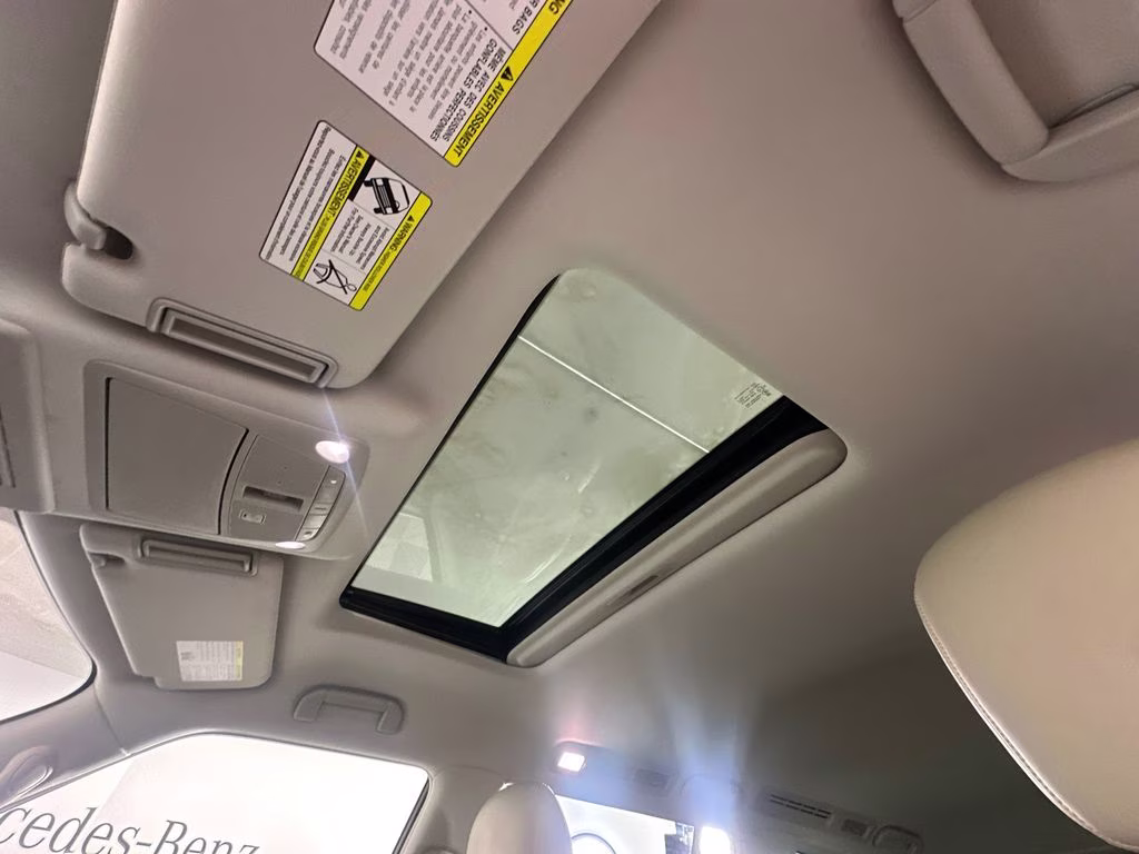 2019 Pearl White Tricoat Nissan Armada SL RWD SUV