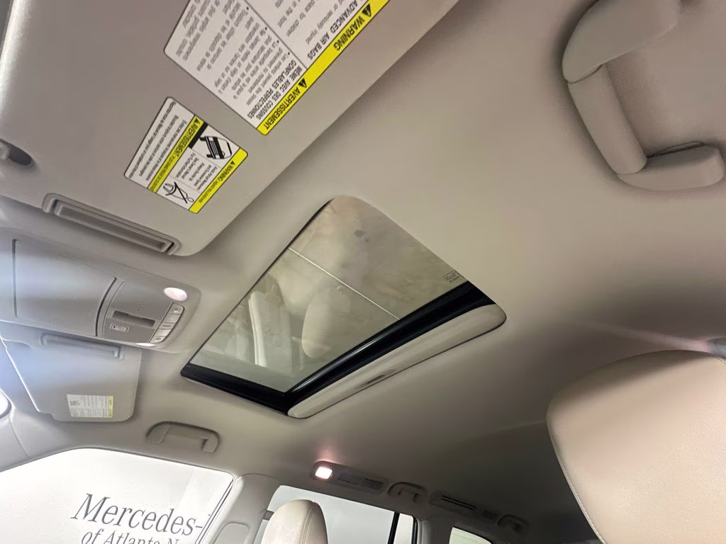 2019 Pearl White Tricoat Nissan Armada SL RWD SUV