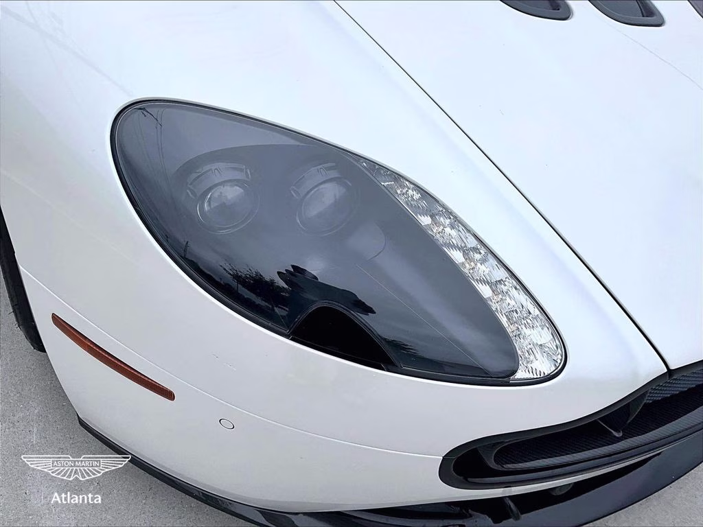 2016 Morning Frost White Aston Martin V12 Vantage S RWD Coupe