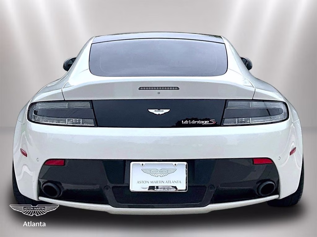 2016 Morning Frost White Aston Martin V12 Vantage S RWD Coupe