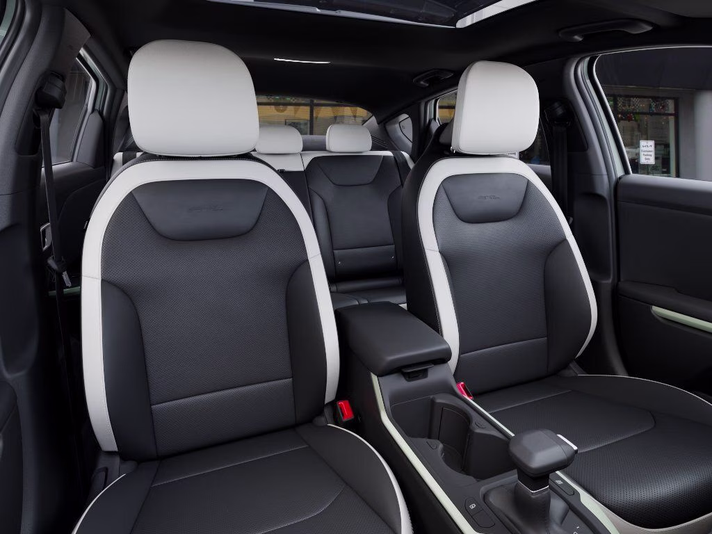2026 Morning Haze Kia K4 GT-Line FWD Sedan