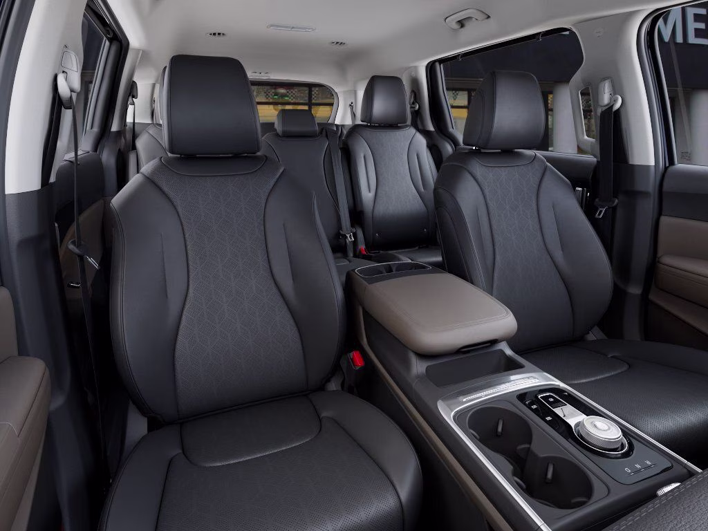 2026 Deep Chroma Blue Kia Carnival Hybrid EX FWD Van