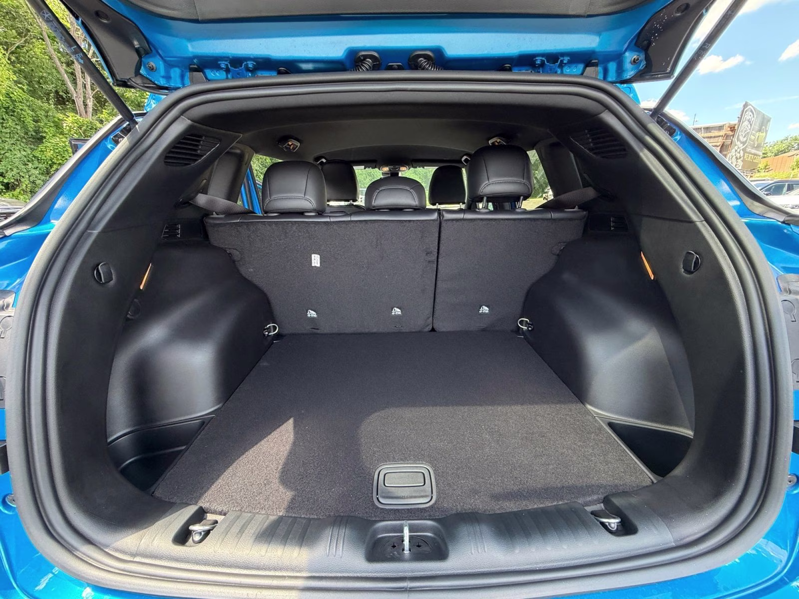 2026 Hydro Blue Pearlcoat Jeep Compass Latitude 4X4 SUV