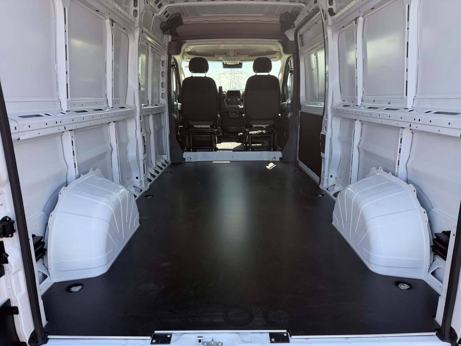 2026 Bright White Clearcoat Ram ProMaster 2500 High Roof FWD Van