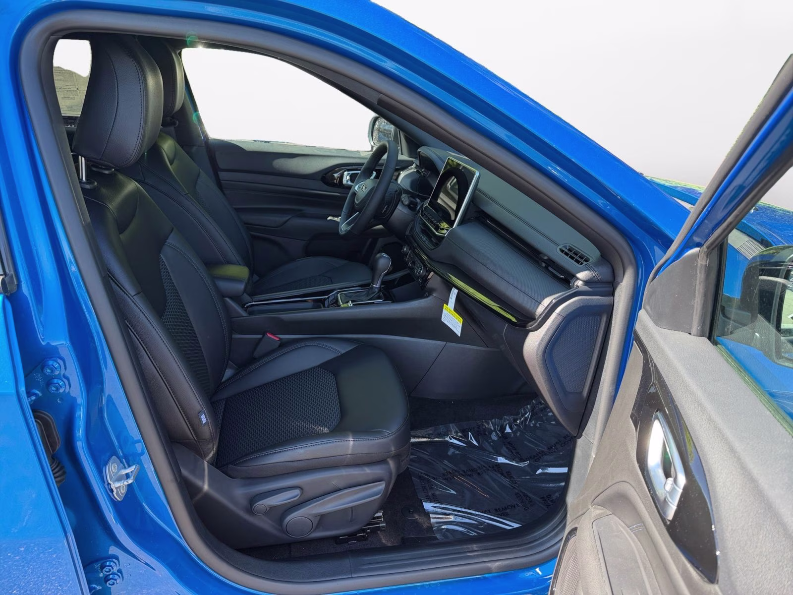 2026 Hydro Blue Pearlcoat Jeep Compass Latitude 4X4 SUV