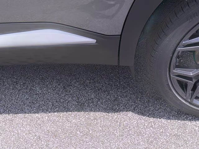2026 Gun Metallic/Scarlet Ember Tintcoat Nissan Kicks SR FWD SUV