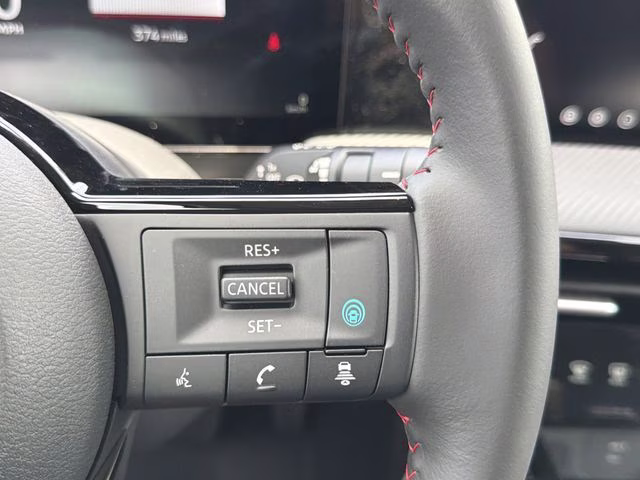2026 Gun Metallic/Scarlet Ember Tintcoat Nissan Kicks SR FWD SUV