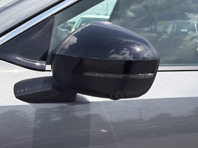 2026 Gun Metallic Nissan Kicks SR FWD SUV