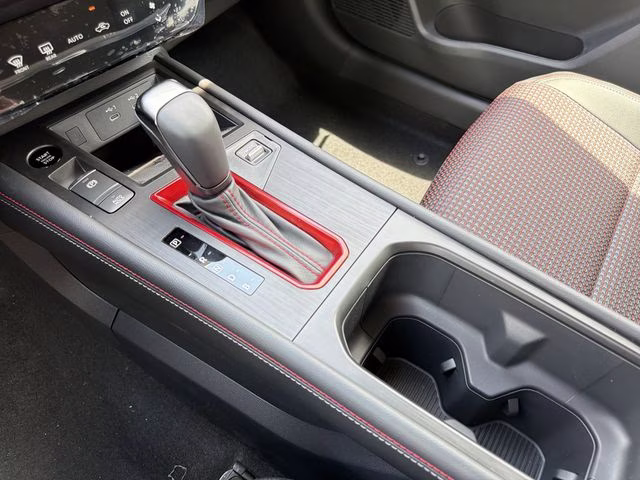 2026 Gun Metallic Nissan Kicks SR FWD SUV