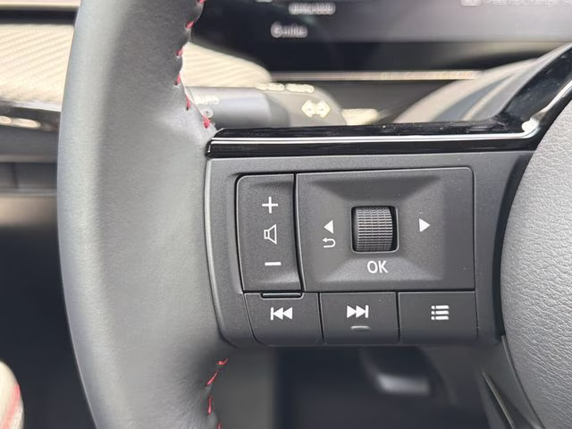 2026 Gun Metallic Nissan Kicks SR FWD SUV