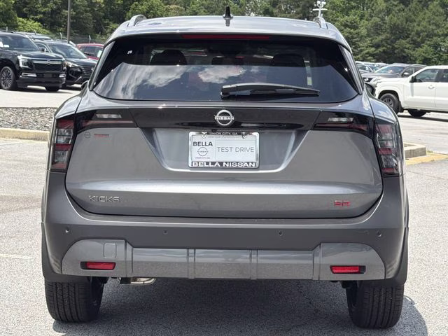 2026 Gun Metallic Nissan Kicks SR FWD SUV