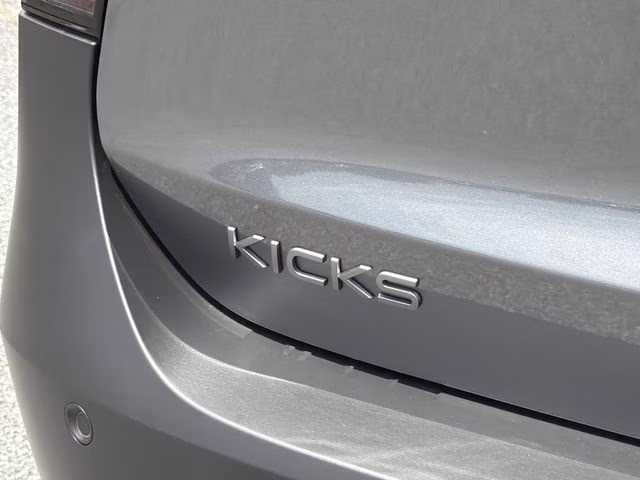 2026 Gun Metallic Nissan Kicks SR FWD SUV