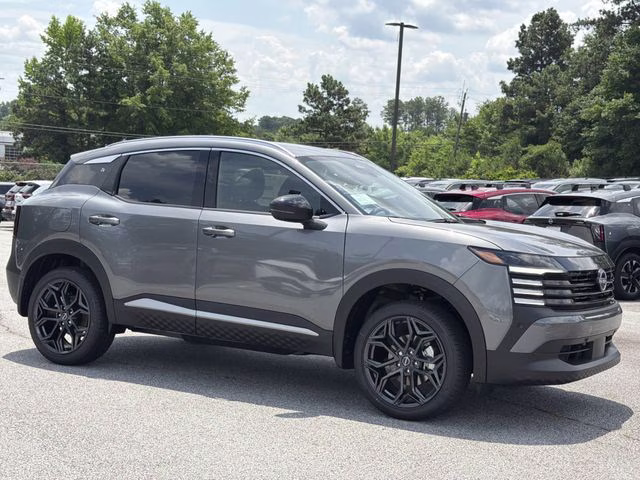 2026 Gun Metallic Nissan Kicks SR FWD SUV