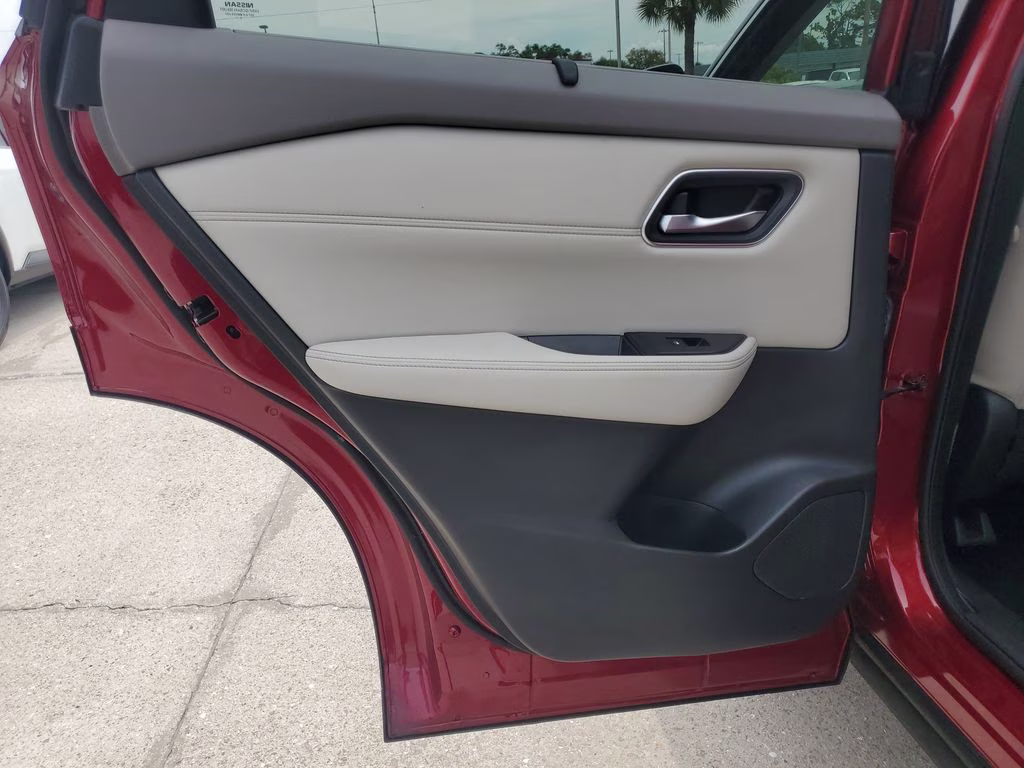 2021 Scarlet Ember Tintcoat Nissan Rogue SV FWD SUV
