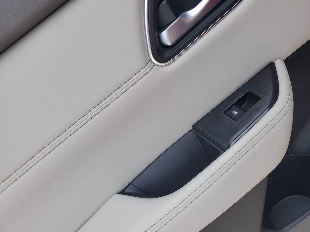 2021 Scarlet Ember Tintcoat Nissan Rogue SV FWD SUV