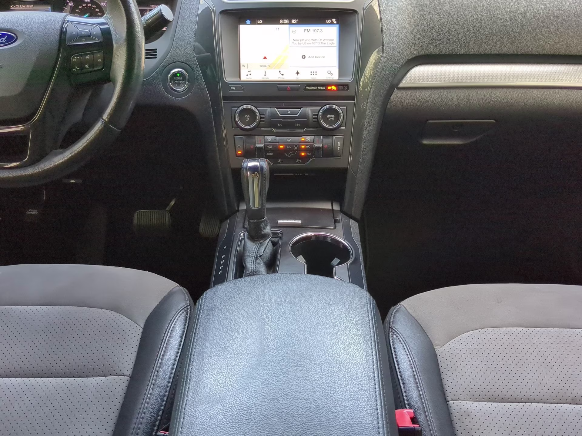 2017 Magnetic Metallic Ford Explorer XLT FWD SUV