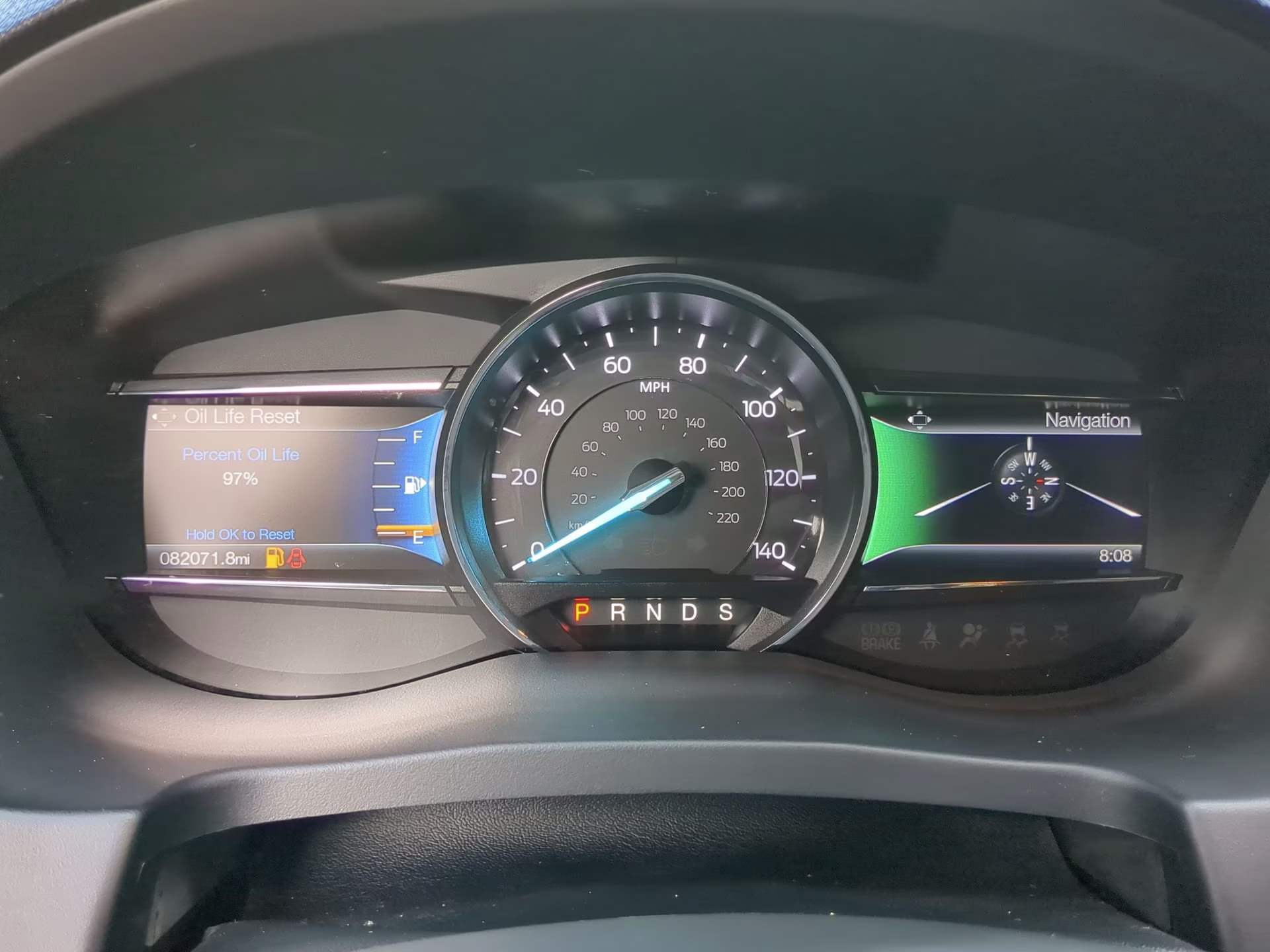 2017 Magnetic Metallic Ford Explorer XLT FWD SUV