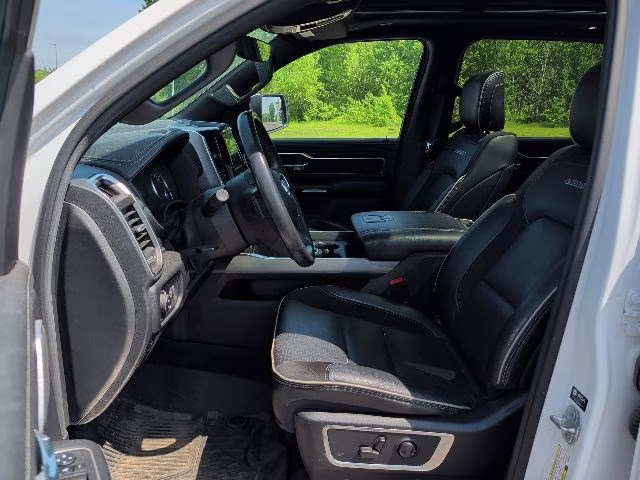 2022 Bright White Clearcoat Ram 1500 Laramie 4X4 Truck