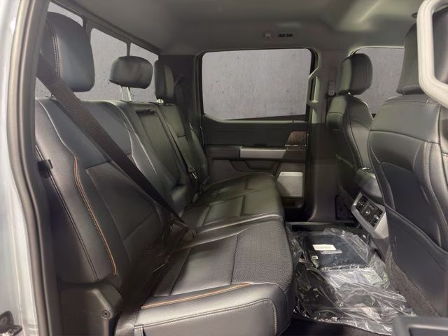 2026 Glacier Gray Metallic Tri-Coat Ford Super Duty F-250 SRW Lariat Black Appearance 4X4 Truck