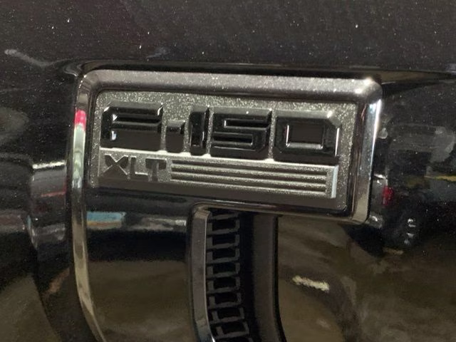 2026 Agate Black Metallic Ford F-150 XLT Black Appearance 4X4 Truck