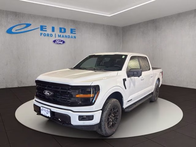 2026 Oxford White Ford F-150 XLT Black Appearance 4X4 Truck
