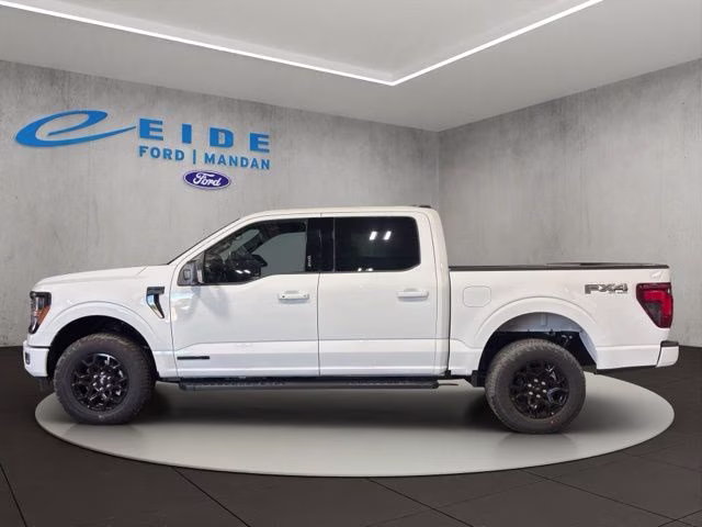 2026 Oxford White Ford F-150 XLT Black Appearance 4X4 Truck