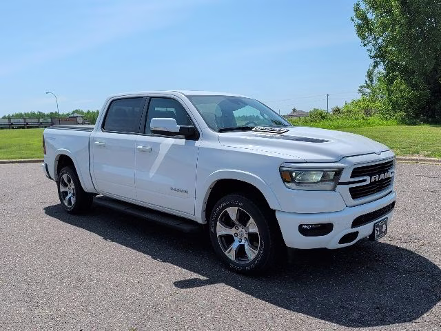 2022 Bright White Clearcoat Ram 1500 Laramie 4X4 Truck