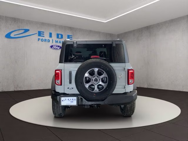 2026 Avalanche Gray Ford Bronco Big Bend 4X4 SUV