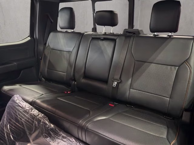2026 Agate Black Metallic Ford Super Duty F-350 DRW Lariat Chrome 4X4 Truck