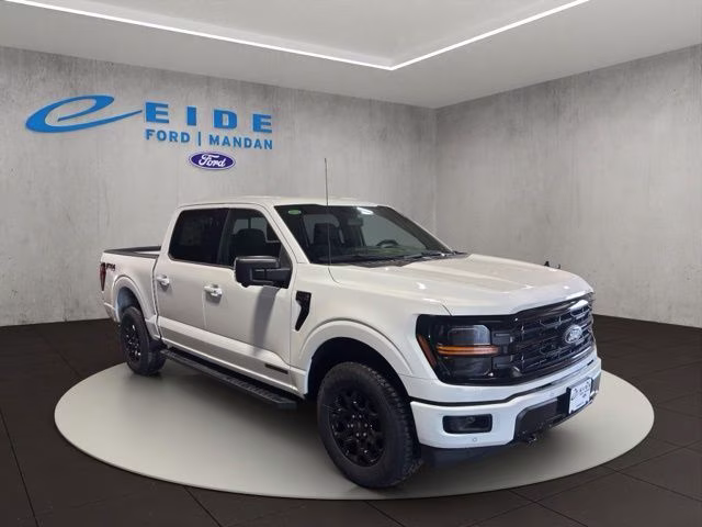 2026 Oxford White Ford F-150 XLT Black Appearance 4X4 Truck