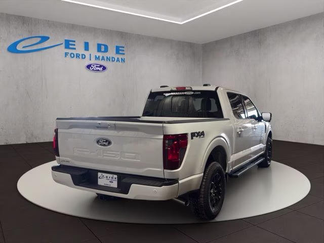 2026 Oxford White Ford F-150 XLT Black Appearance 4X4 Truck