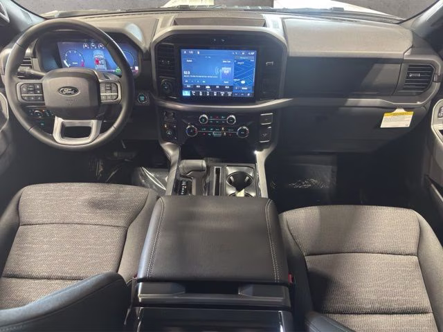 2026 Oxford White Ford F-150 XLT Black Appearance 4X4 Truck