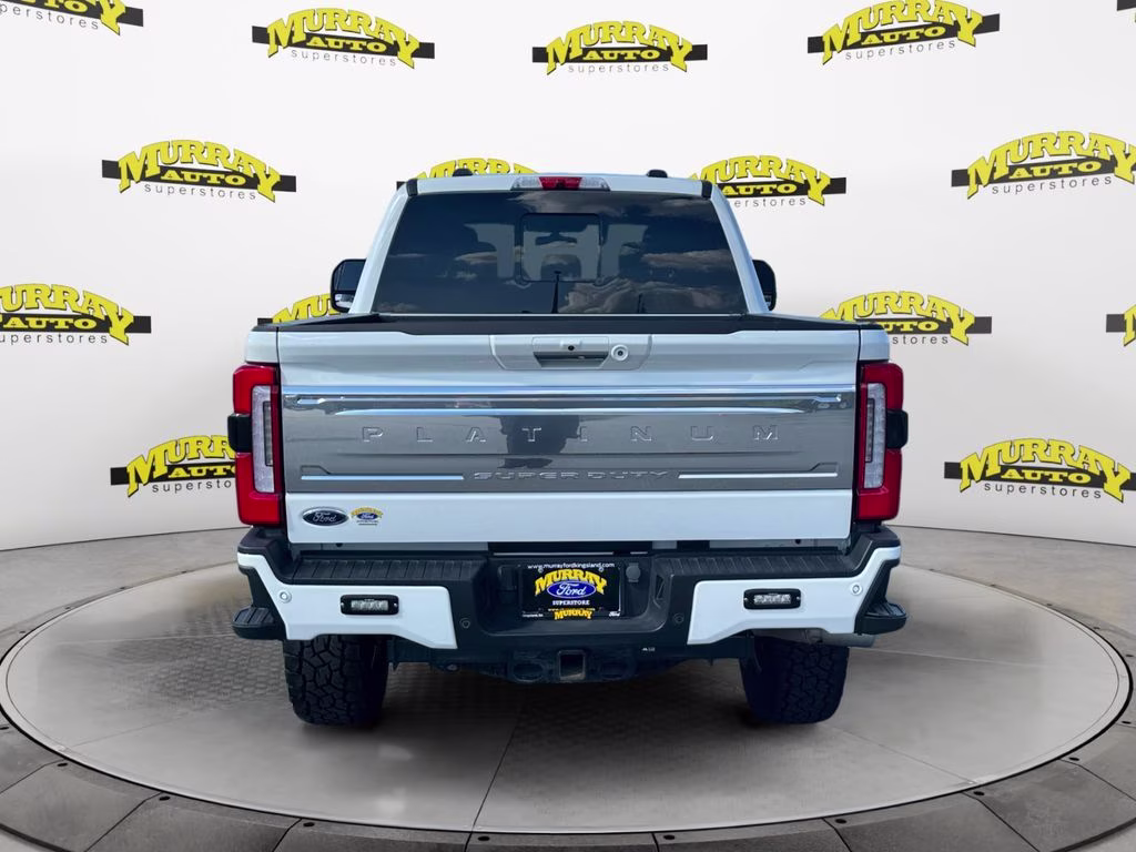 2024 Star White Metallic Tri-Coat Ford Super Duty F-350 SRW Platinum 4X4 Truck