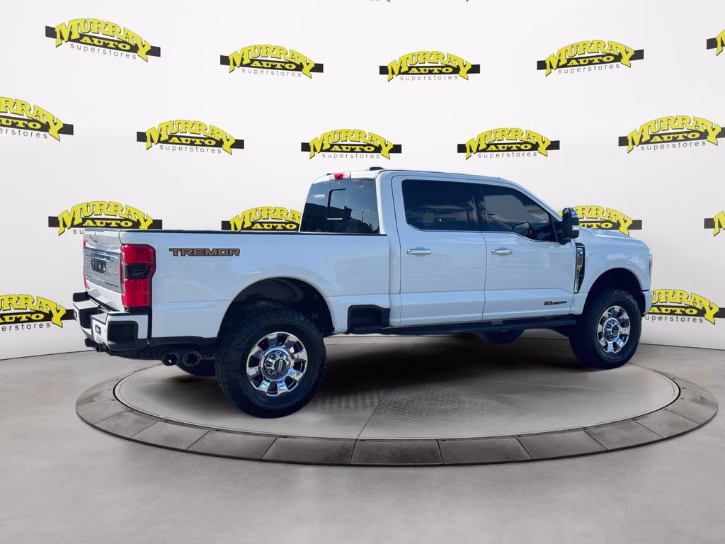 2024 Star White Metallic Tri-Coat Ford Super Duty F-350 SRW Platinum 4X4 Truck
