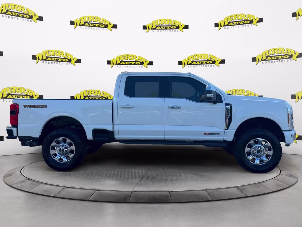 2024 Star White Metallic Tri-Coat Ford Super Duty F-350 SRW Platinum 4X4 Truck