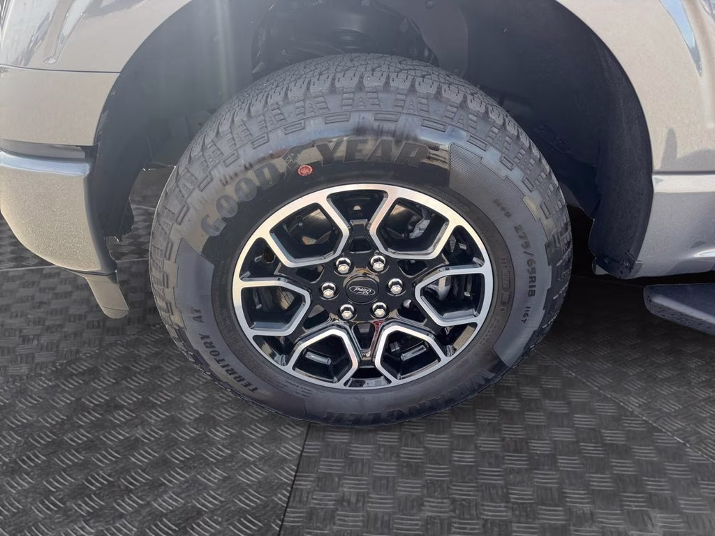 2023 Carbonized Gray Metallic Ford F-150 XLT 4X4 Truck