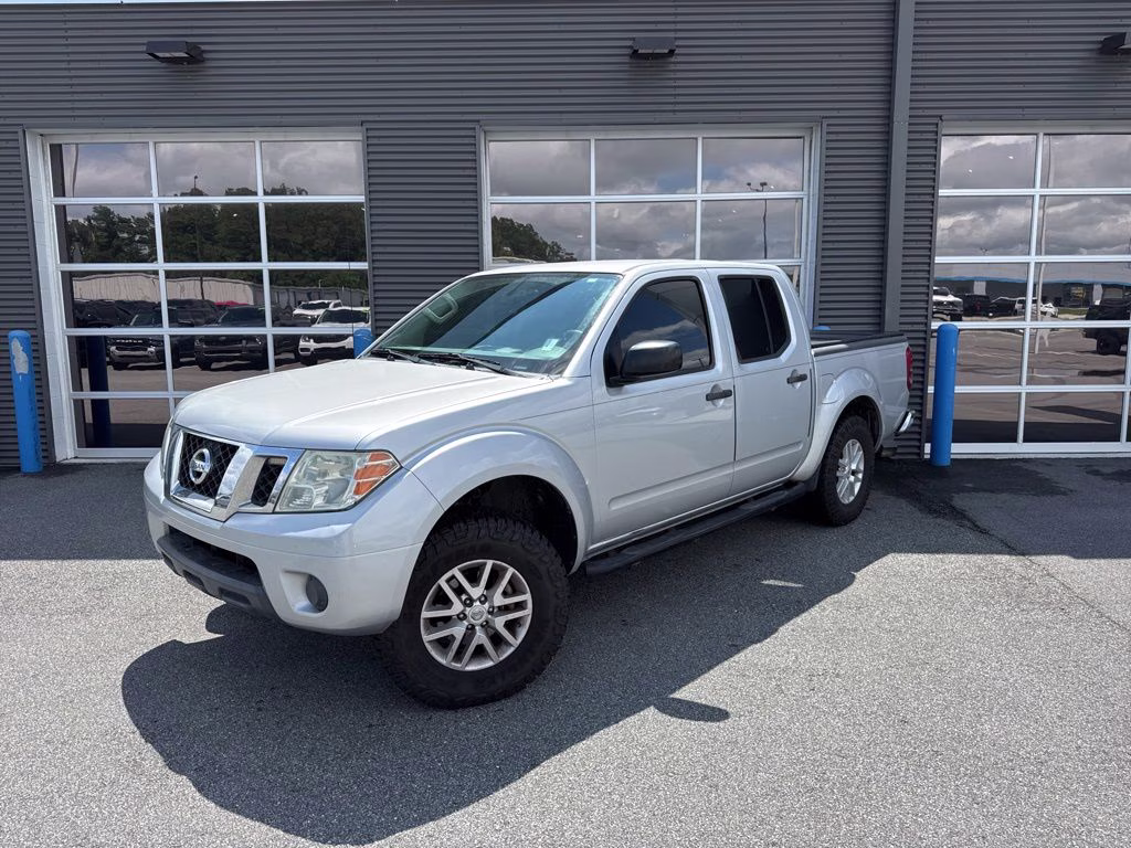 2019 Brilliant Silver Metallic Nissan Frontier SV 4X4 Truck