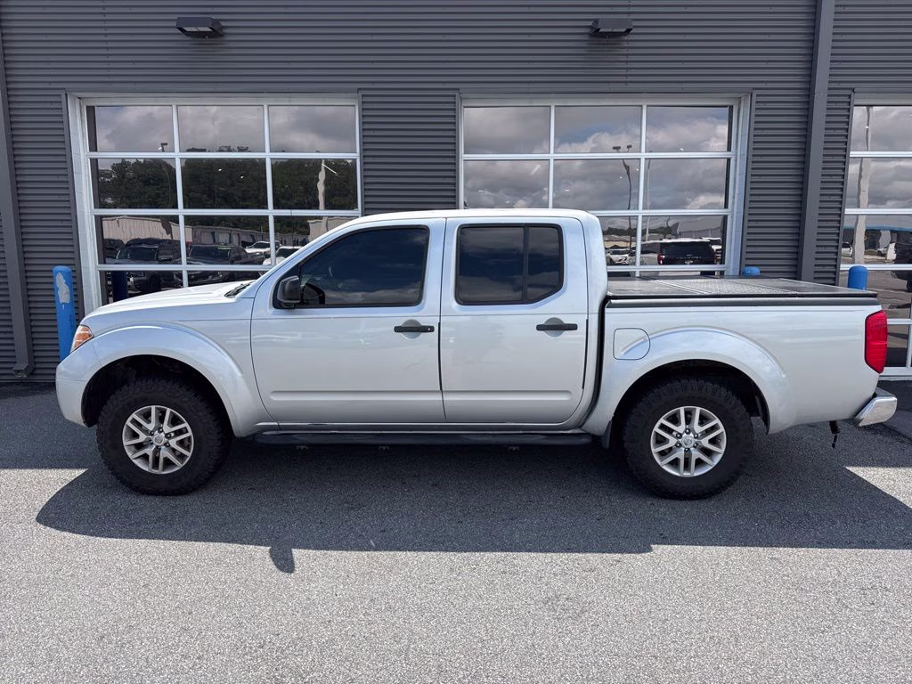 2019 Brilliant Silver Metallic Nissan Frontier SV 4X4 Truck