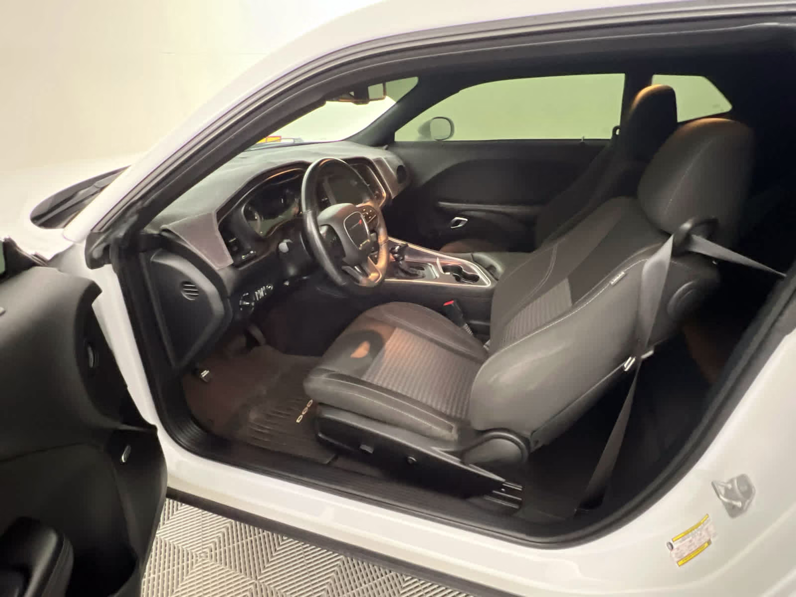 2018 White Knuckle Clearcoat Dodge Challenger SXT RWD