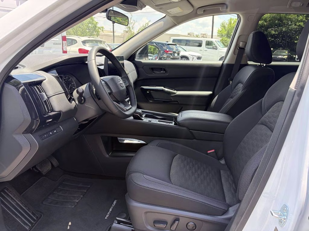 2026 Everest White Pearl Tricoat Nissan Pathfinder SV FWD SUV