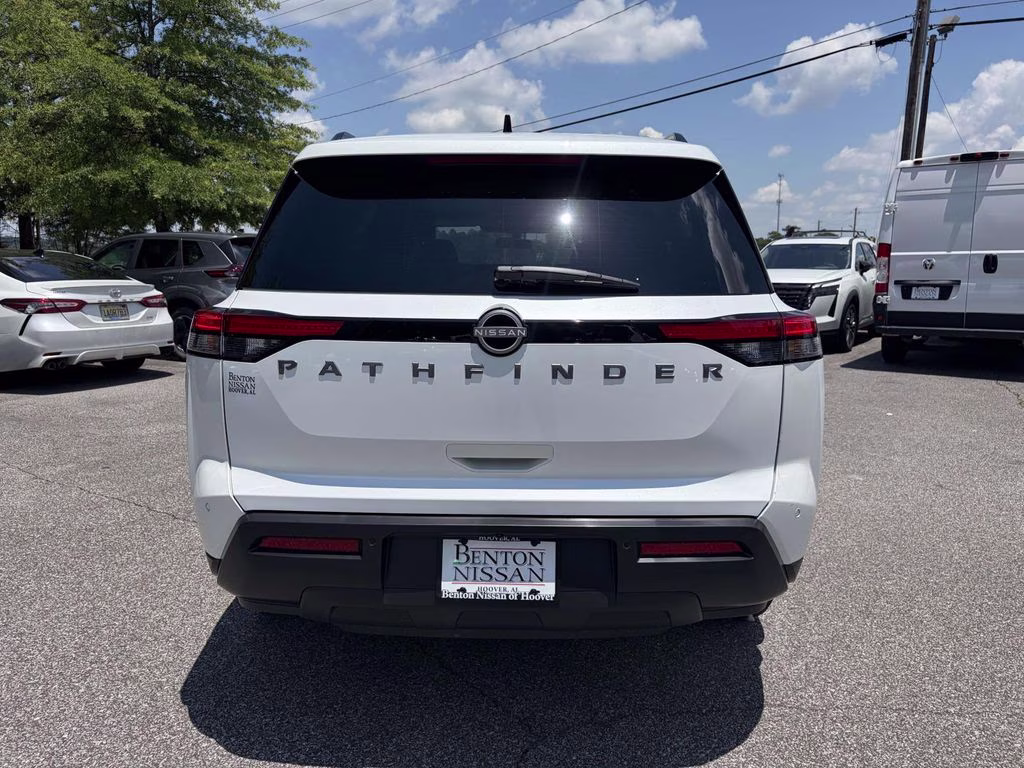 2026 Everest White Pearl Tricoat Nissan Pathfinder SV FWD SUV