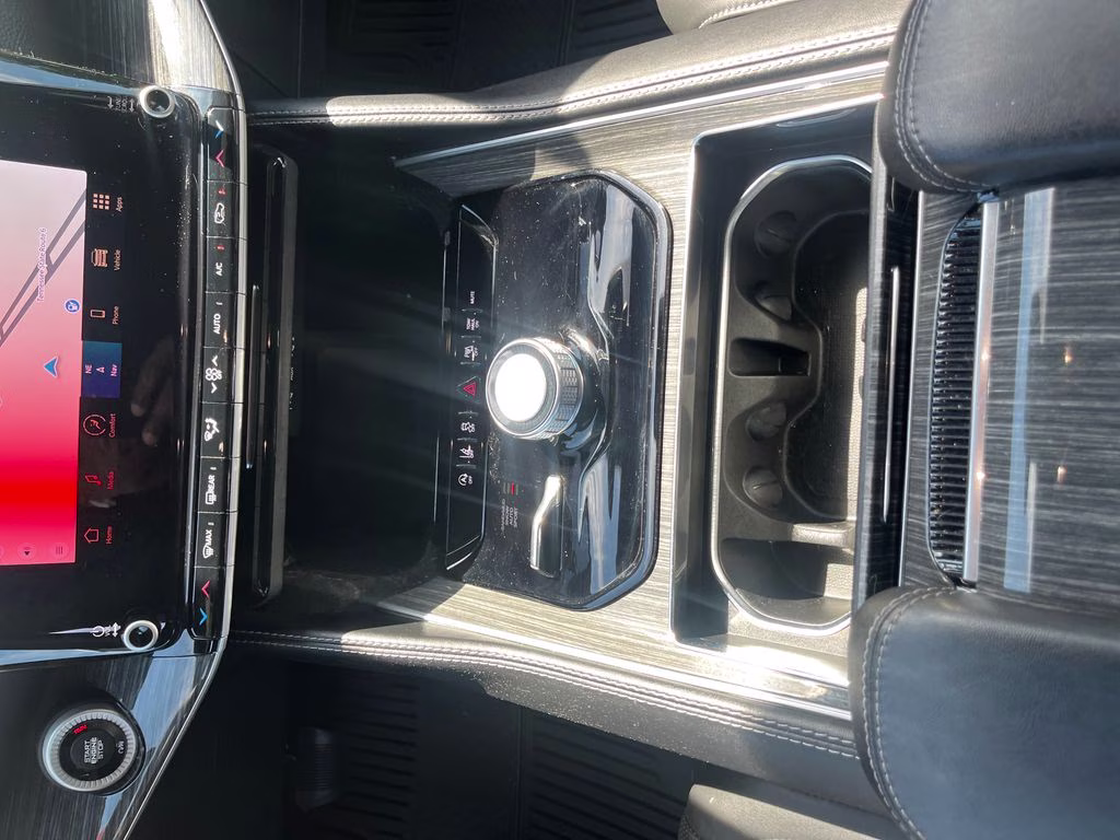 2022 Bright White Clearcoat Jeep Wagoneer Series II 4X4 SUV