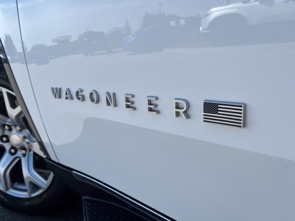 2022 Bright White Clearcoat Jeep Wagoneer Series II 4X4 SUV