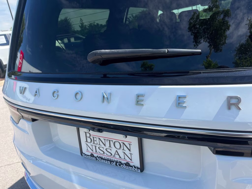 2022 Bright White Clearcoat Jeep Wagoneer Series II 4X4 SUV