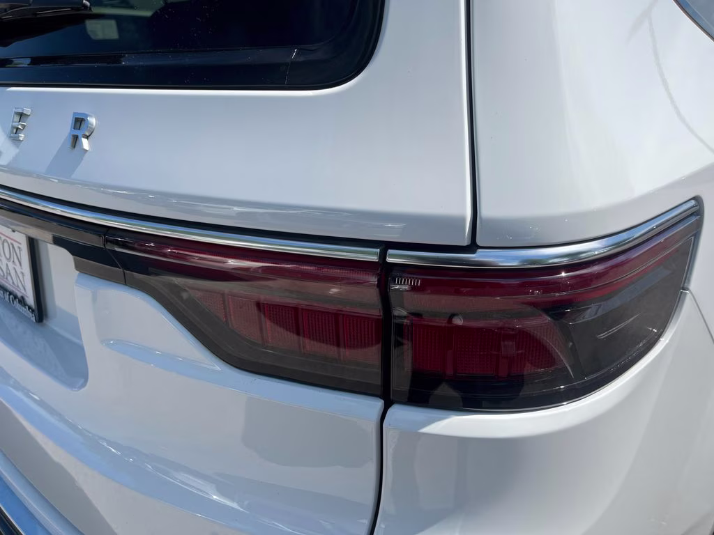 2022 Bright White Clearcoat Jeep Wagoneer Series II 4X4 SUV