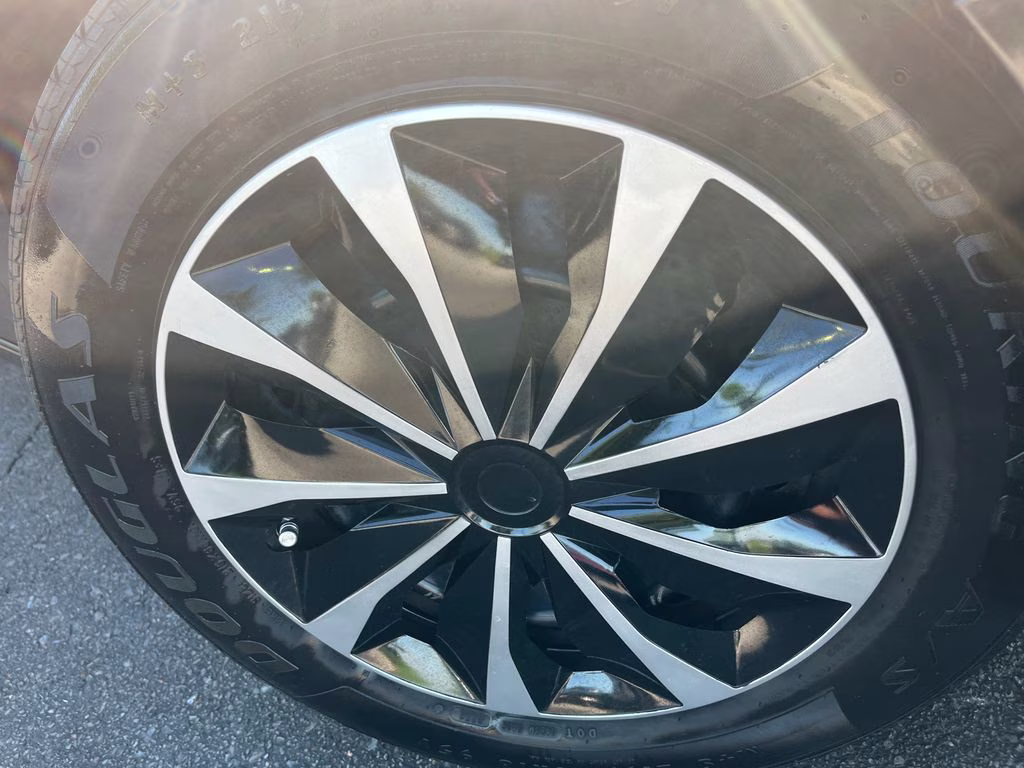 2020 Super Black Clearcoat Nissan Altima 2.5 S FWD Sedan